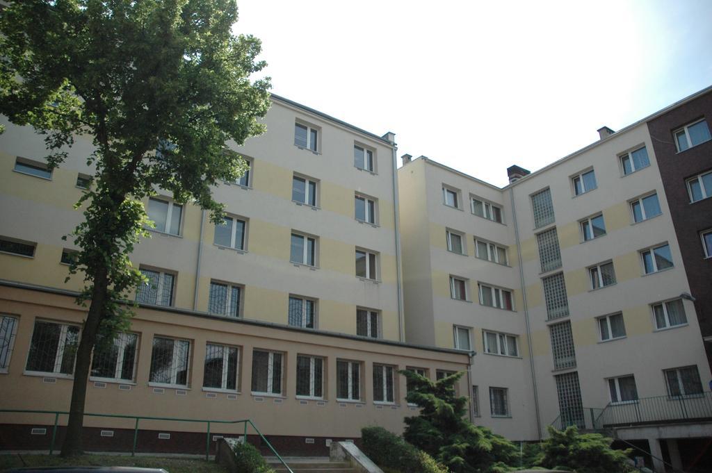 Klimczoka 6 Vandrarhem Katowice Exteriör bild