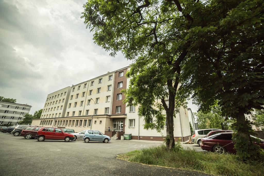 Klimczoka 6 Vandrarhem Katowice Exteriör bild